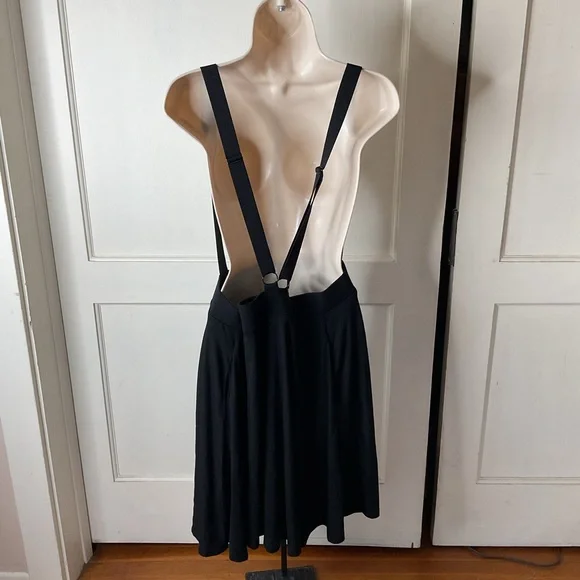 Black Suspender Circle Skirt Plus size - Picture 3 of 4